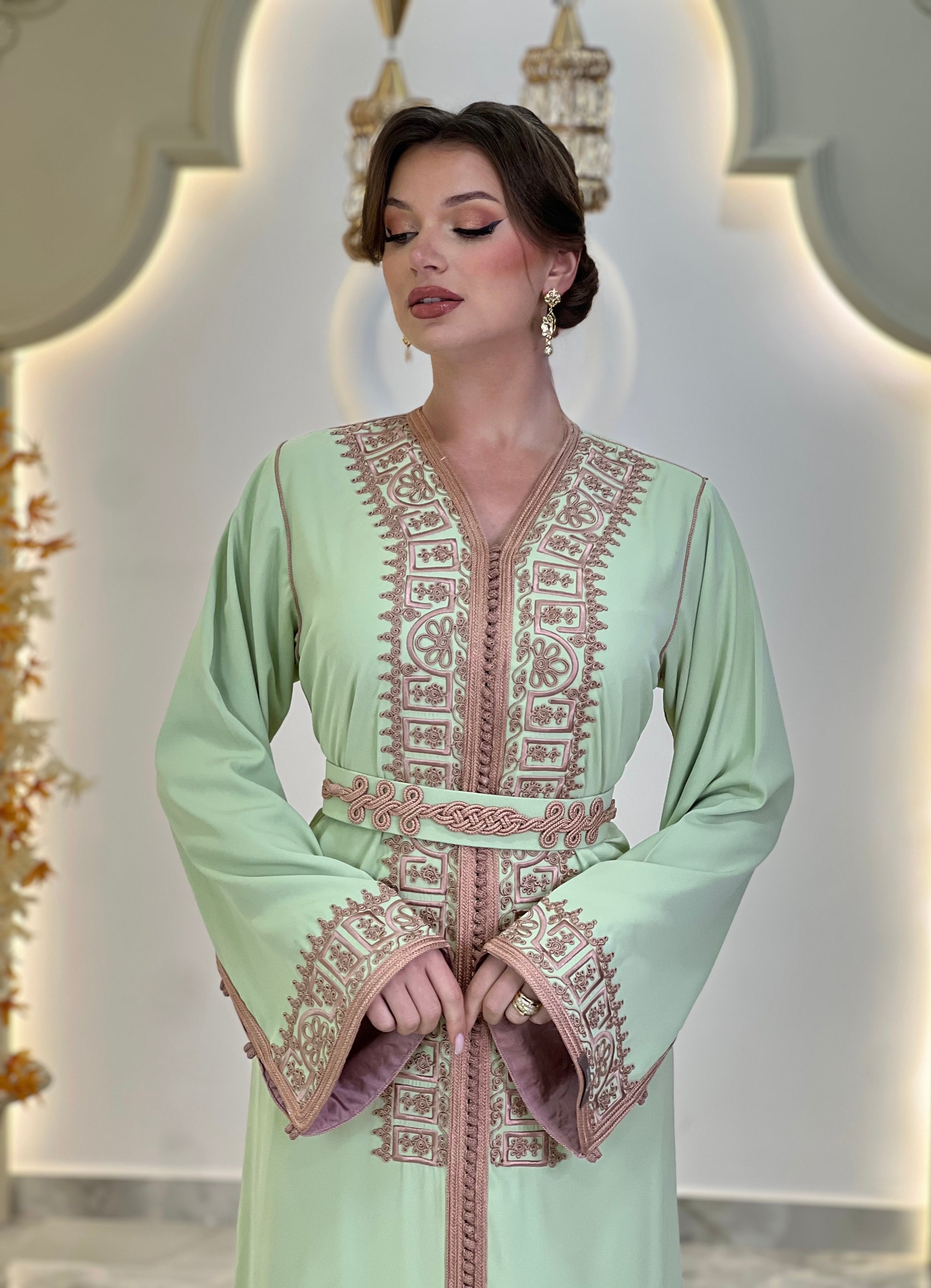 Kaftan Elara