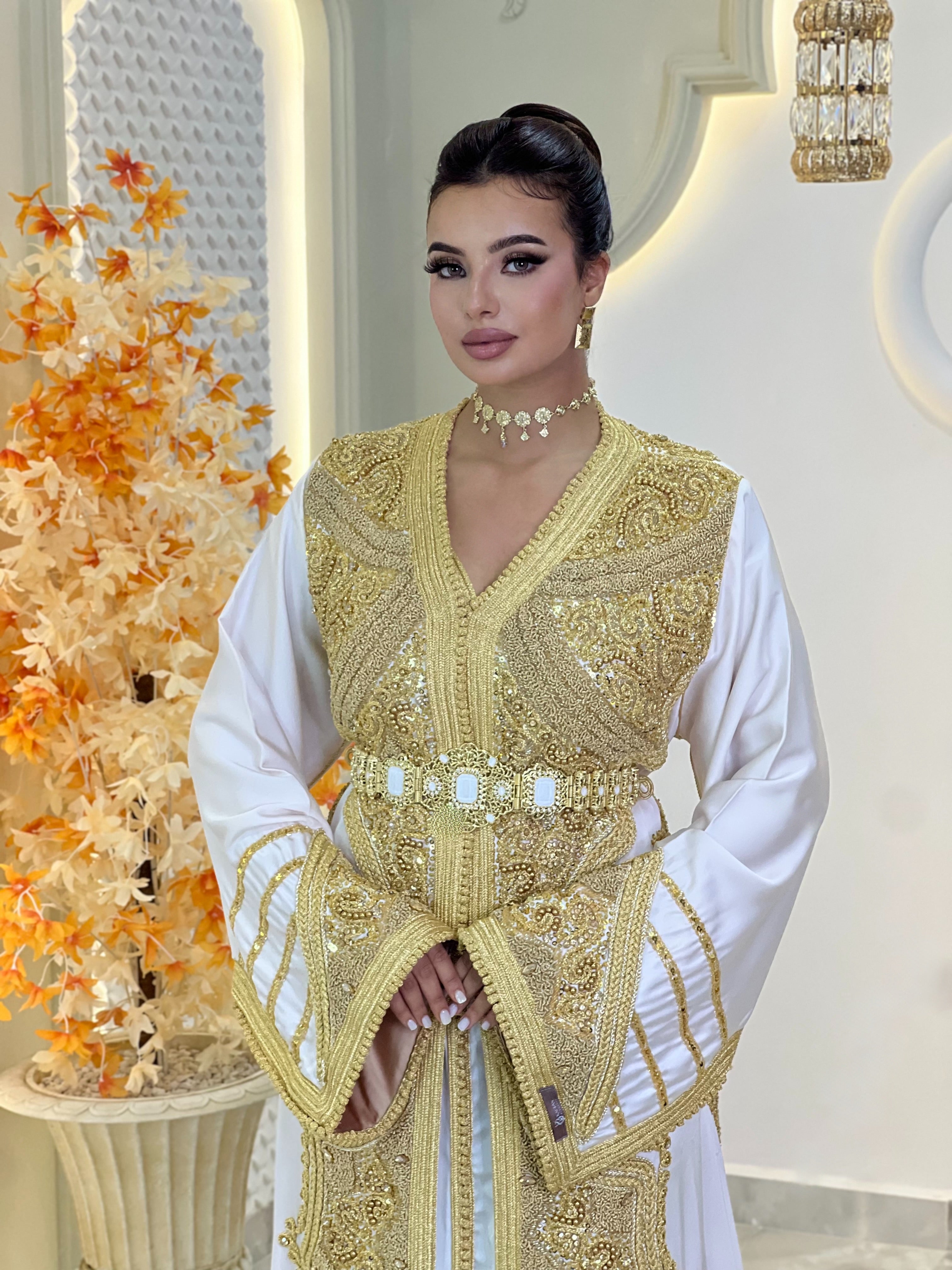 Exclusive Takchita Dilara