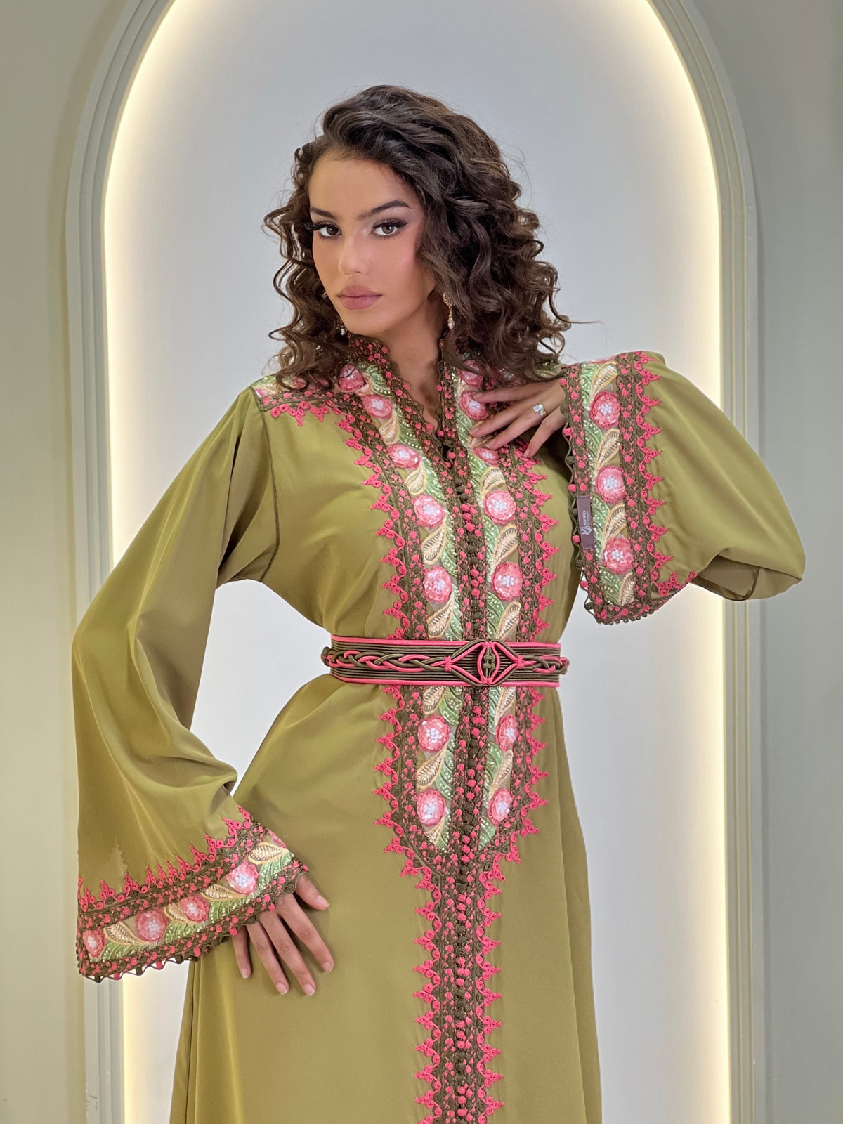 Kaftan Hazal, Moroccan kaftan in crepe – view 2 | Kaftan Elegance