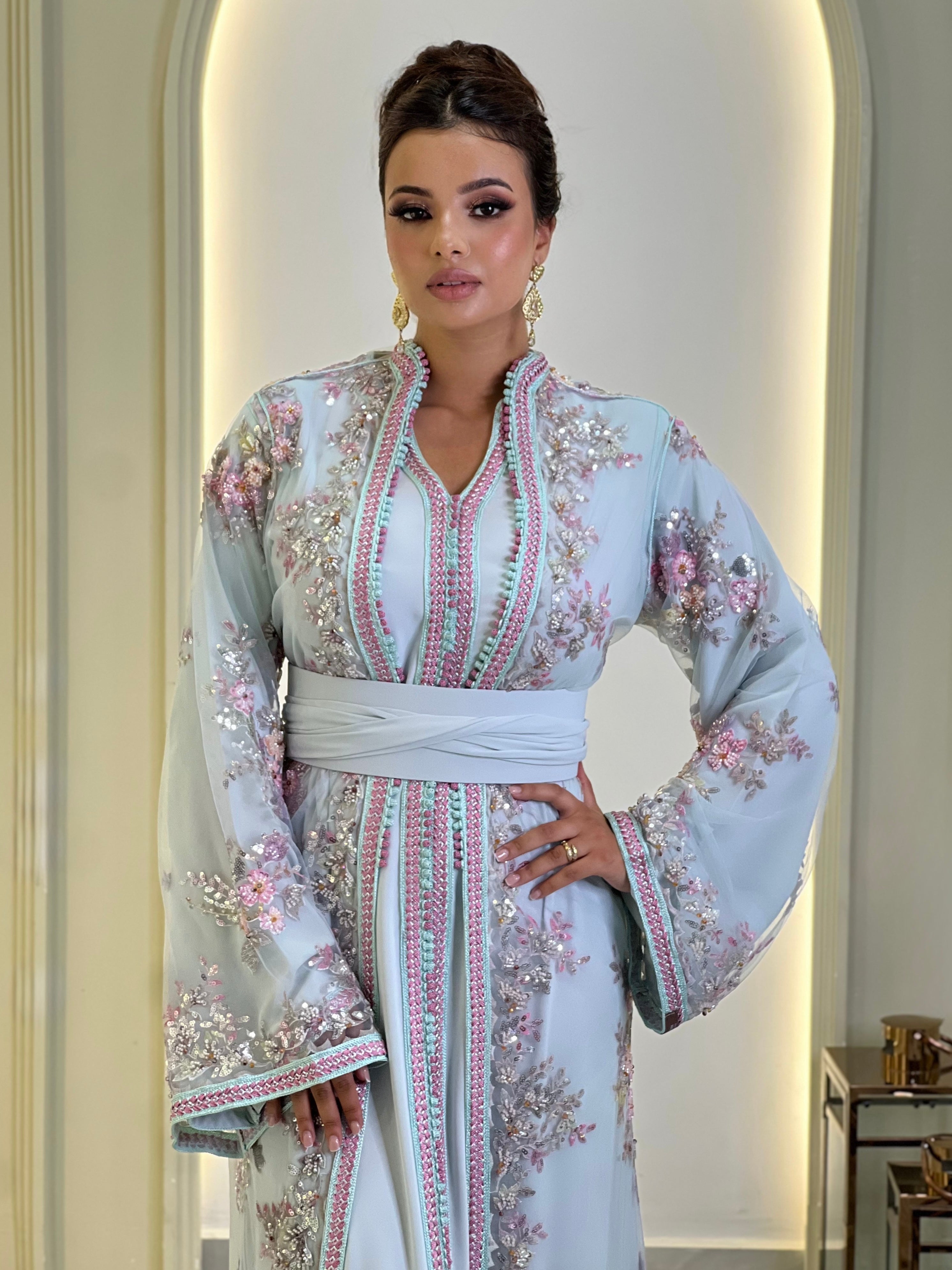 Lebsa Olivia