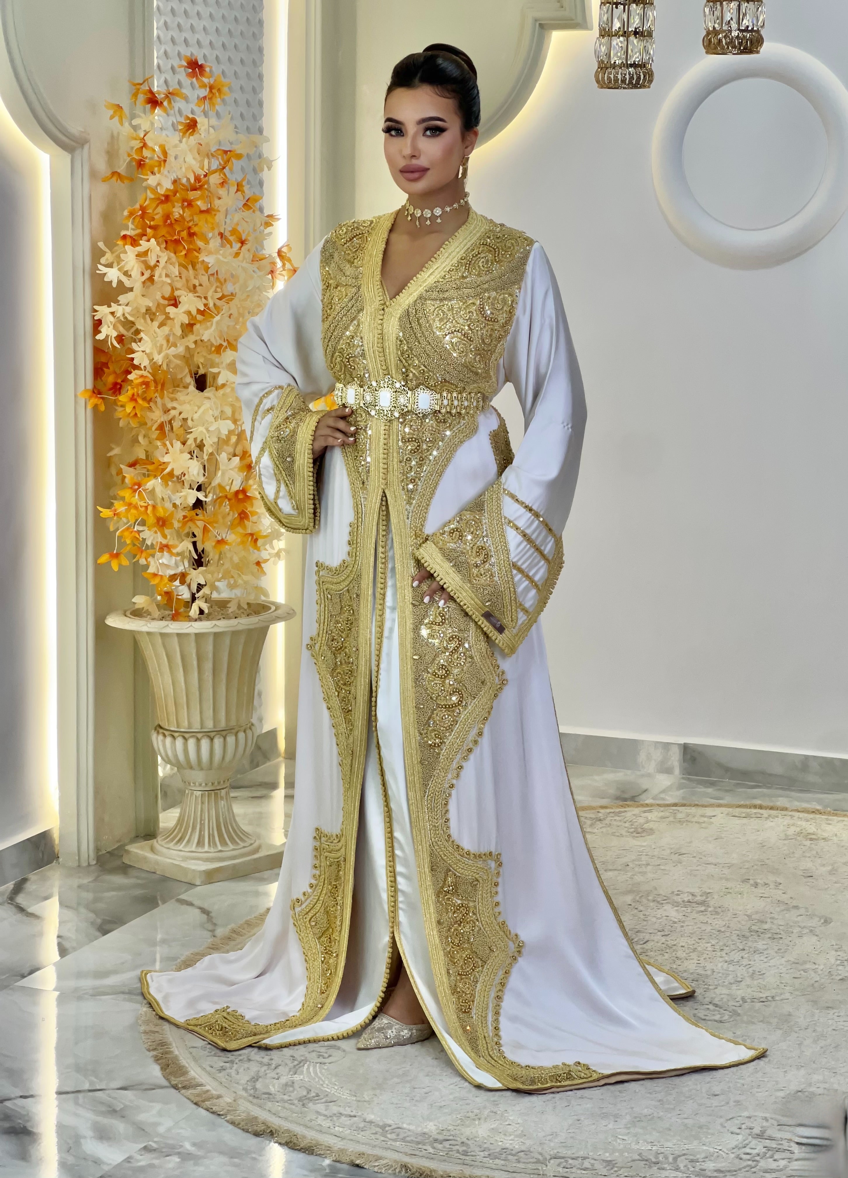 Exclusive Takchita Dilara