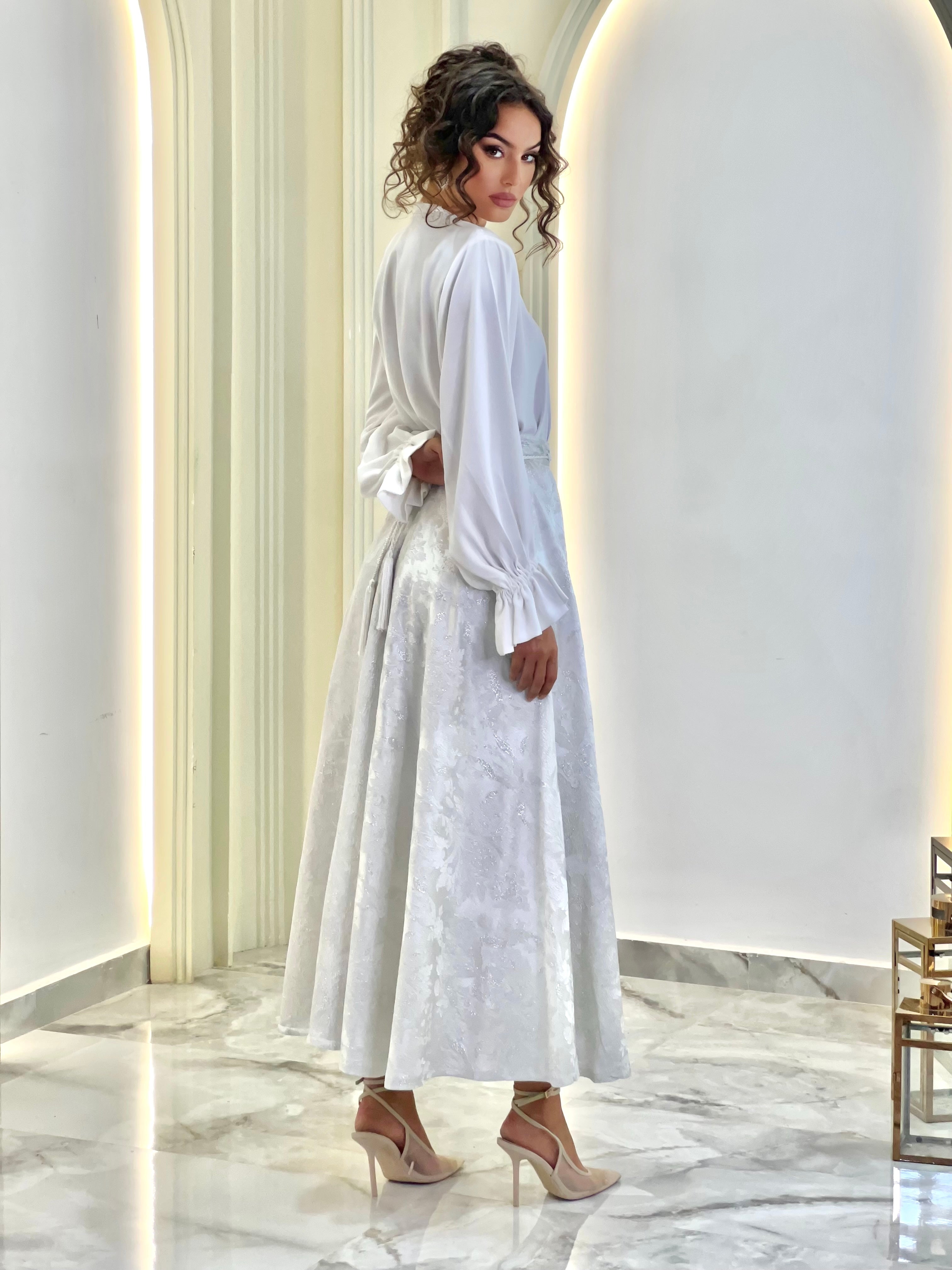 Aura Brocade