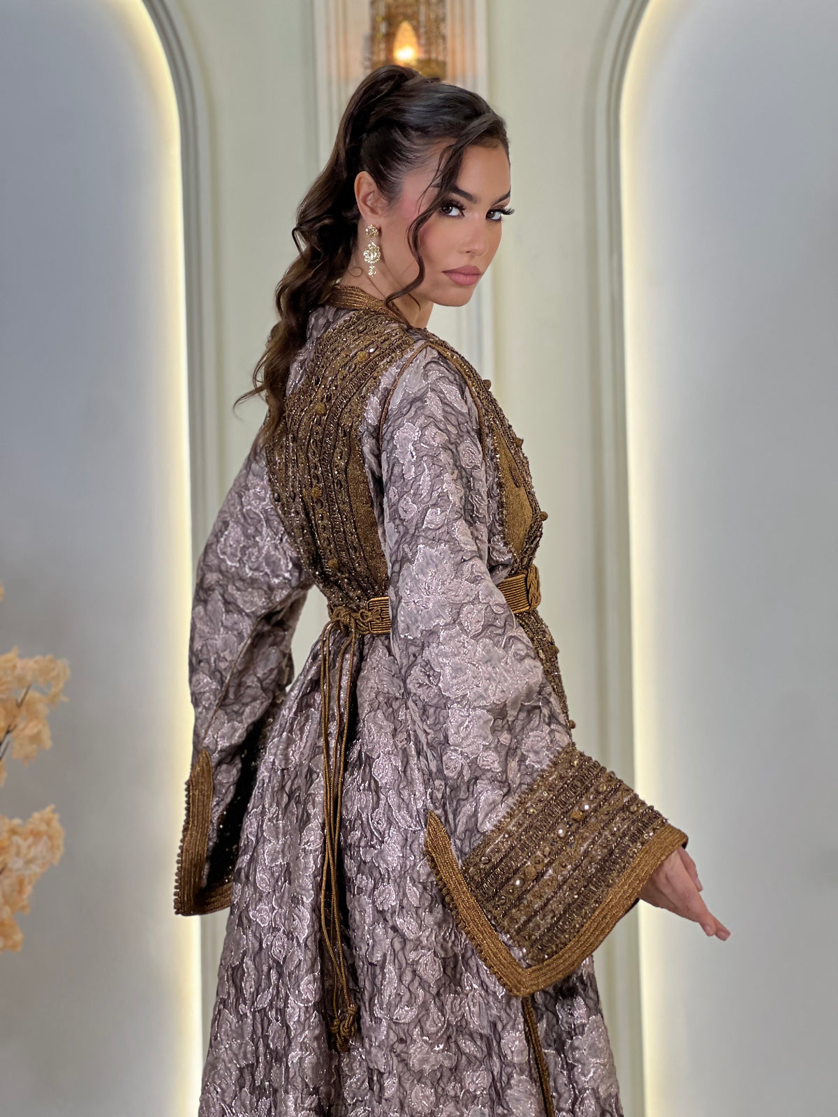 Lebsa Yelina, Moroccan lebsa in brocade – view 2 | Kaftan Elegance