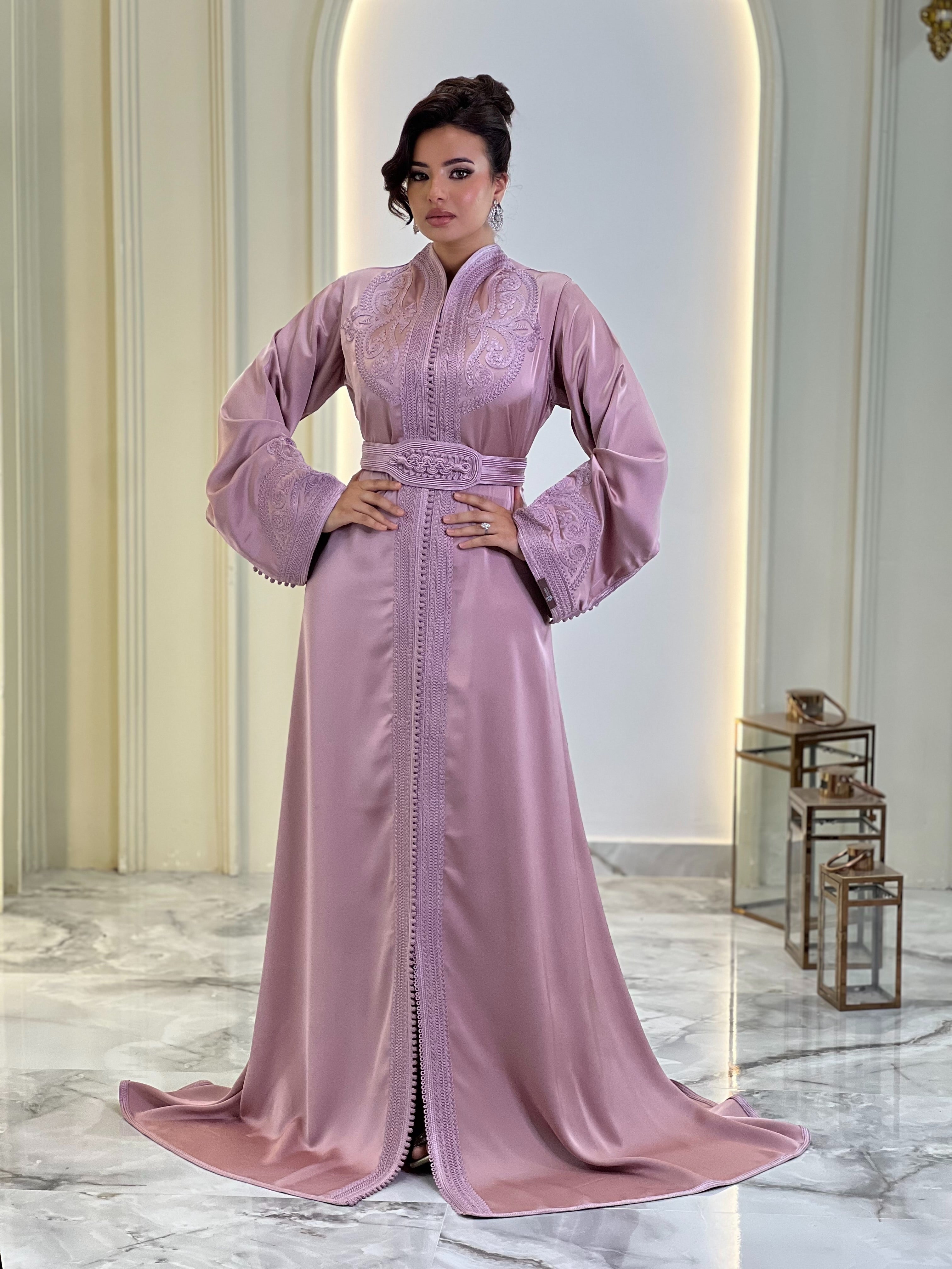 Alia Mauve