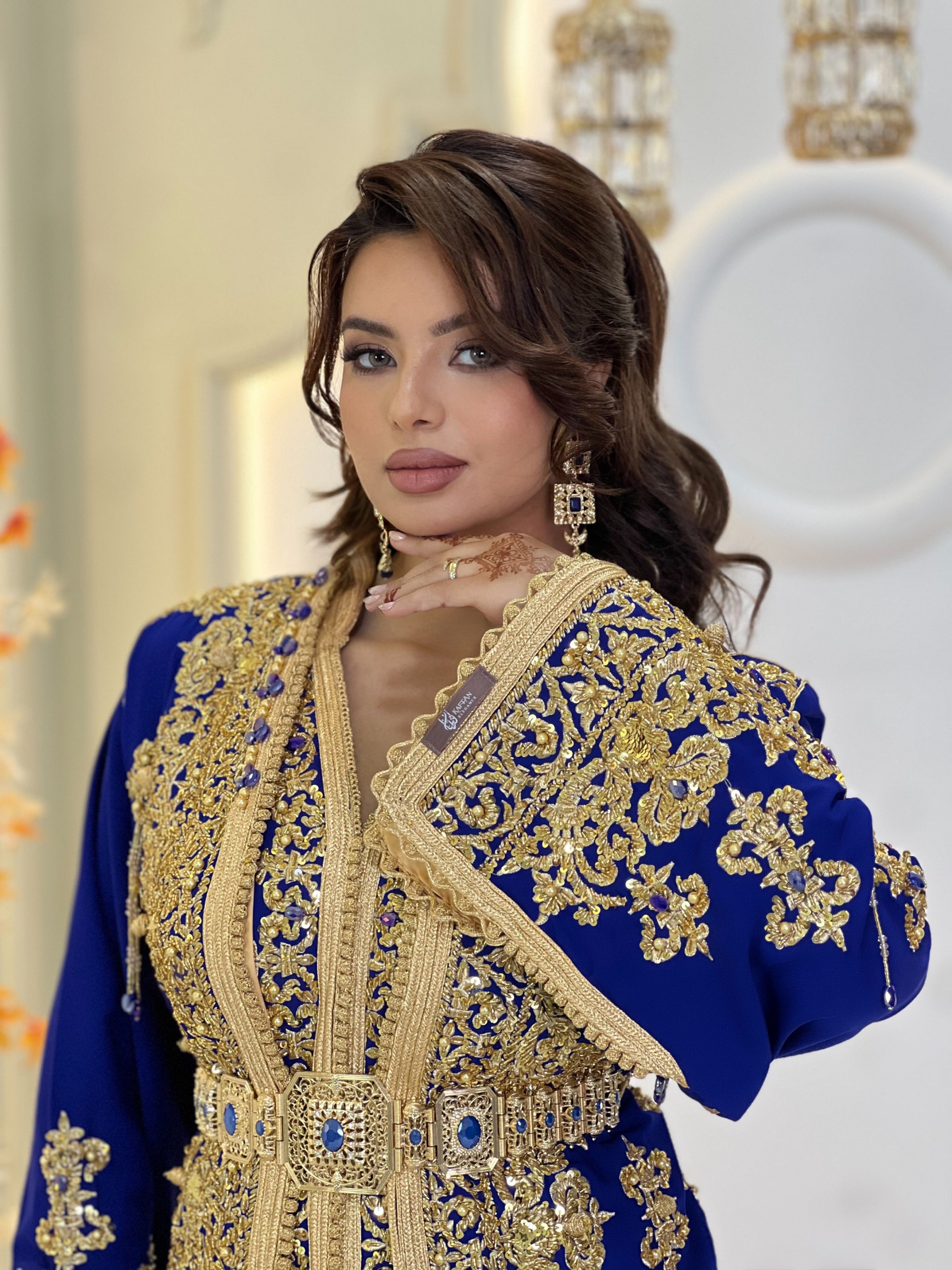 Exclusive Takchita Aya