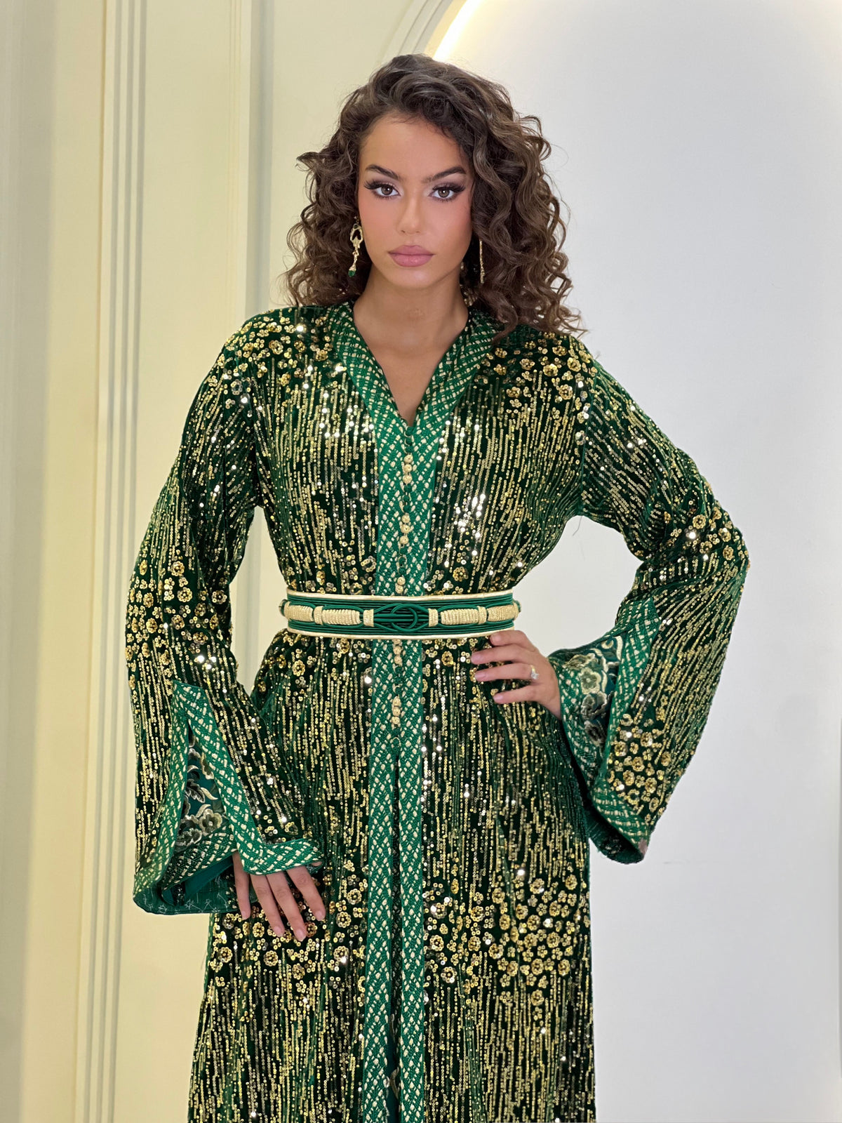 Lebsa Clara, Moroccan lebsa in velvet | Kaftan Elegance