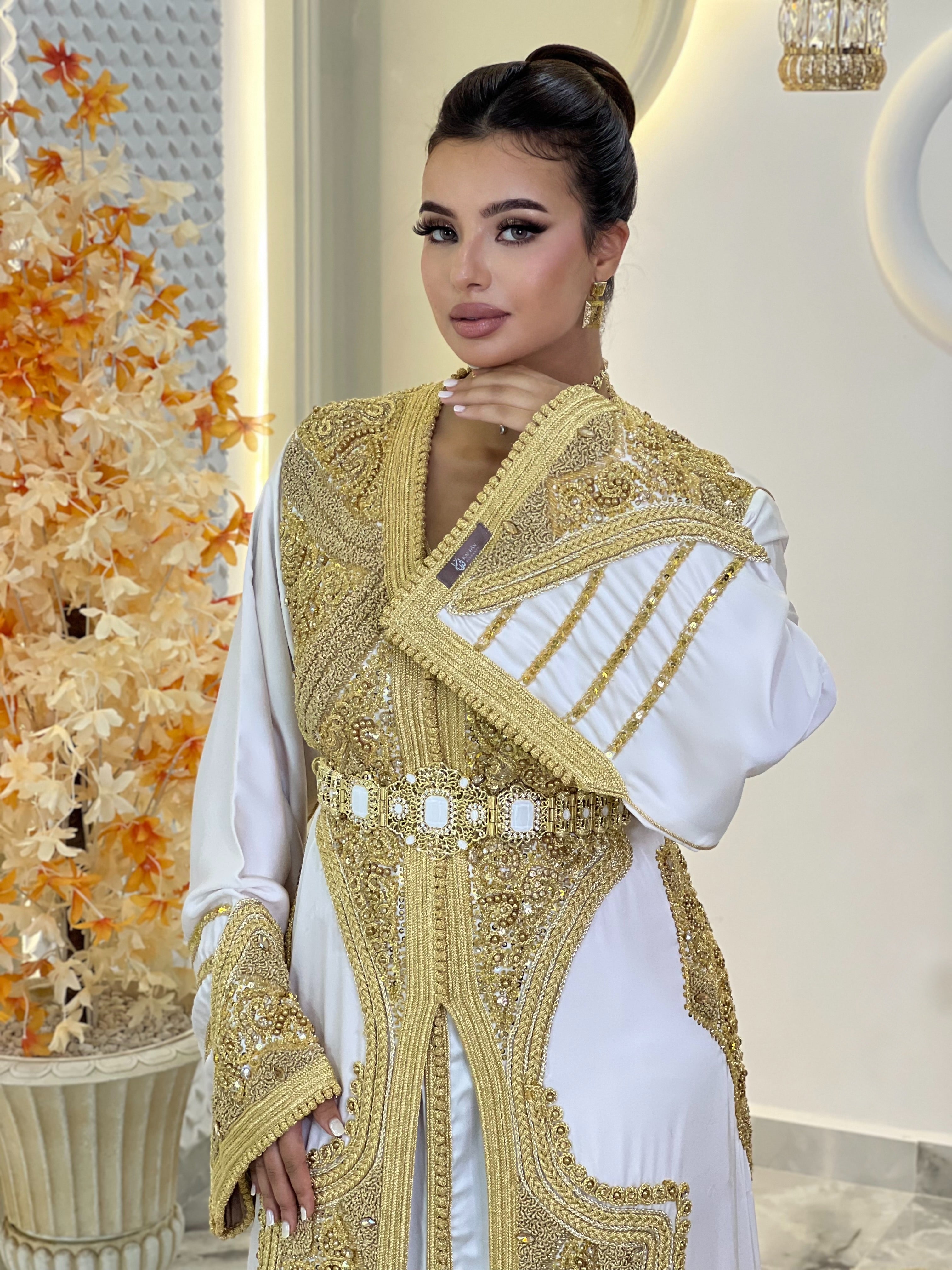 Exclusive Takchita Dilara