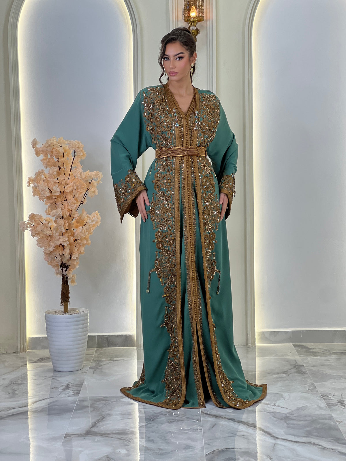 Lebsa Elissia, Moroccan lebsa in crepe – view 8 | Kaftan Elegance