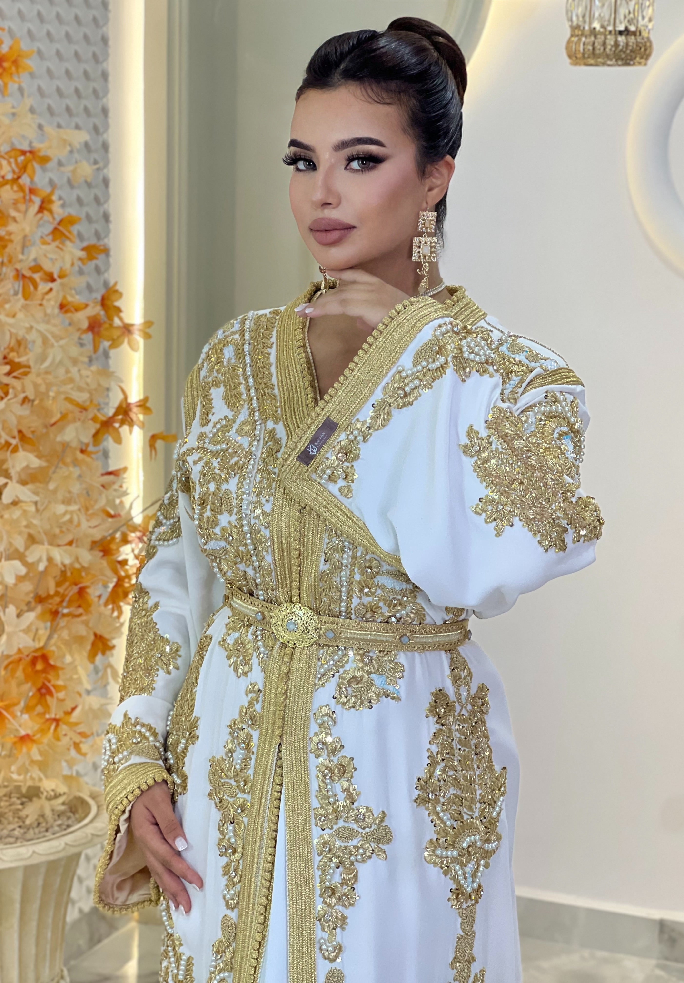 Exclusive Takchita Asya