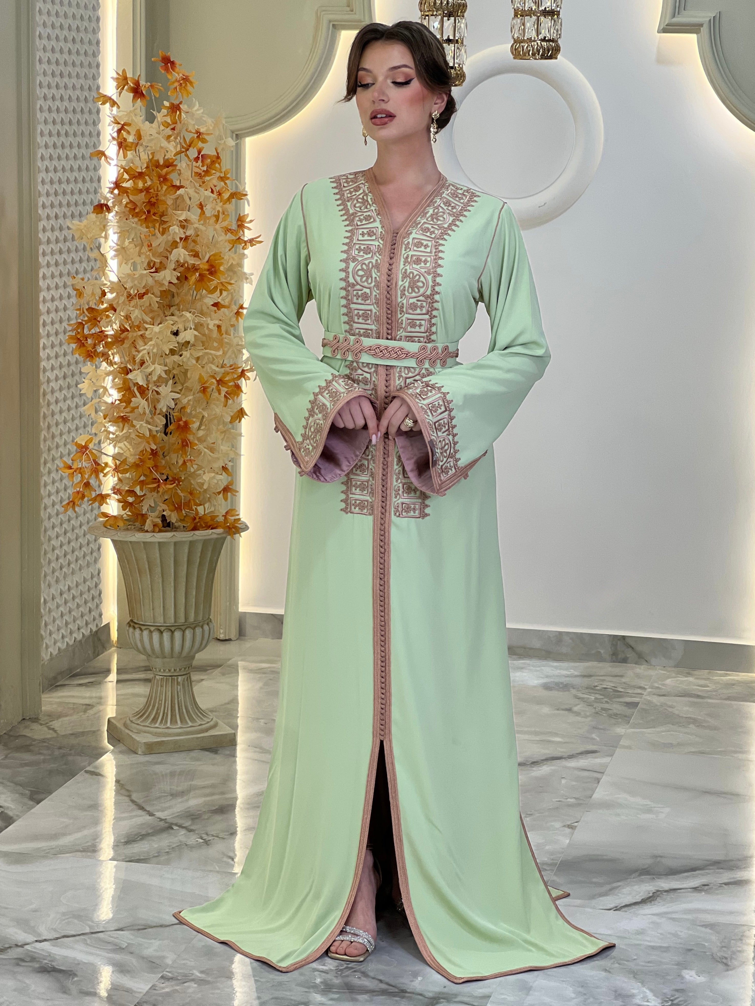 Kaftan Elara