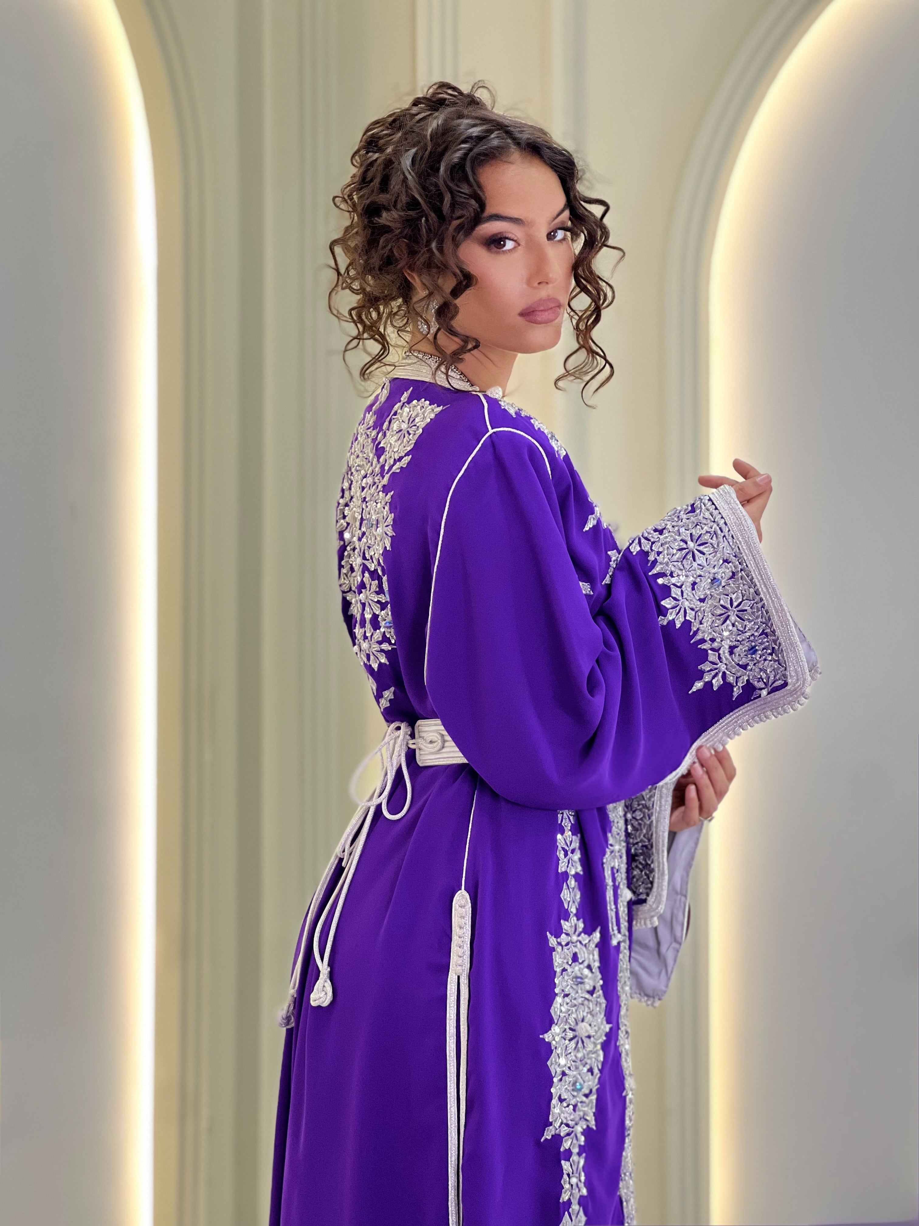 Exclusive Takchita Alae