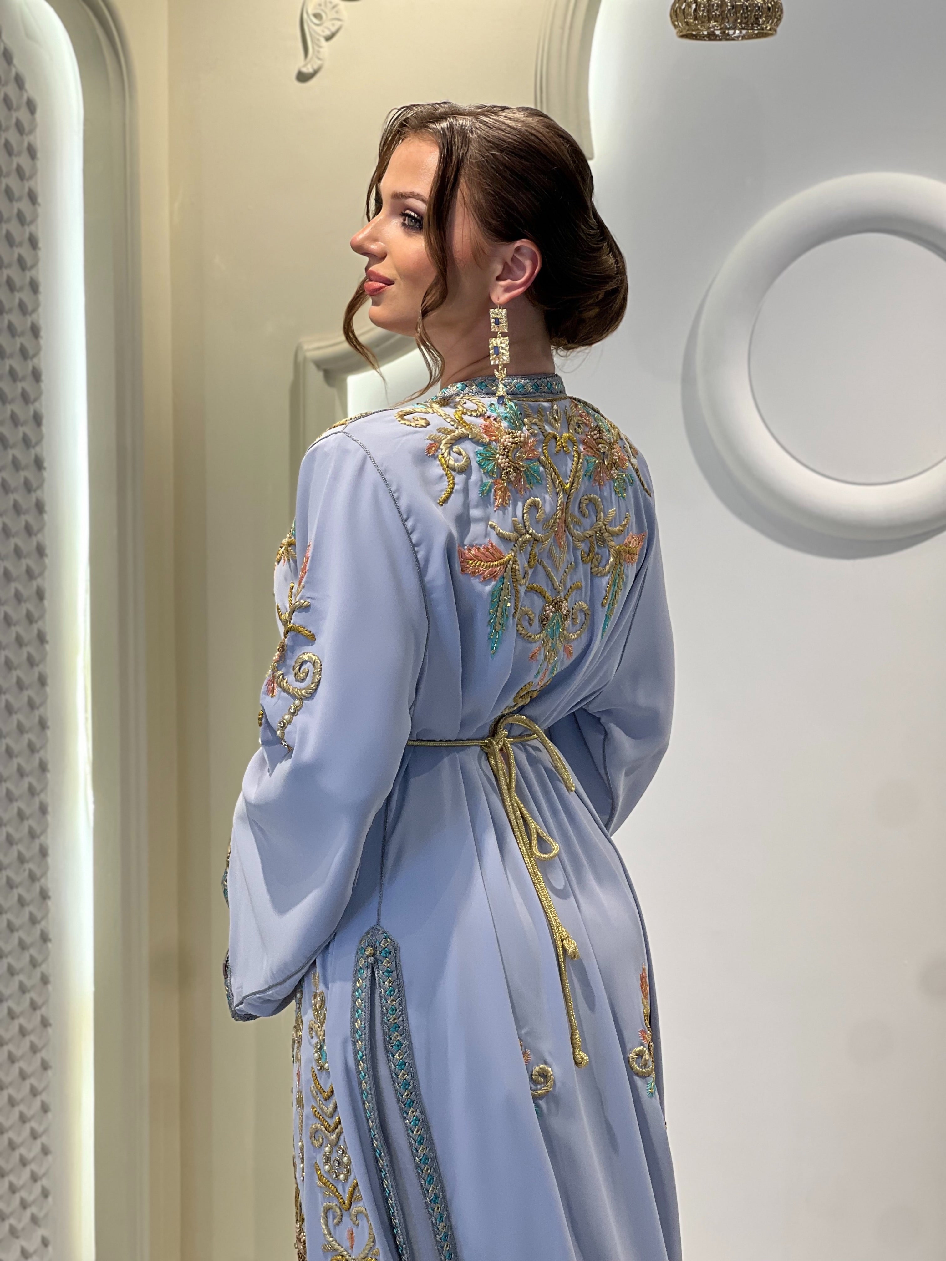 Exclusive Takchita Selmina