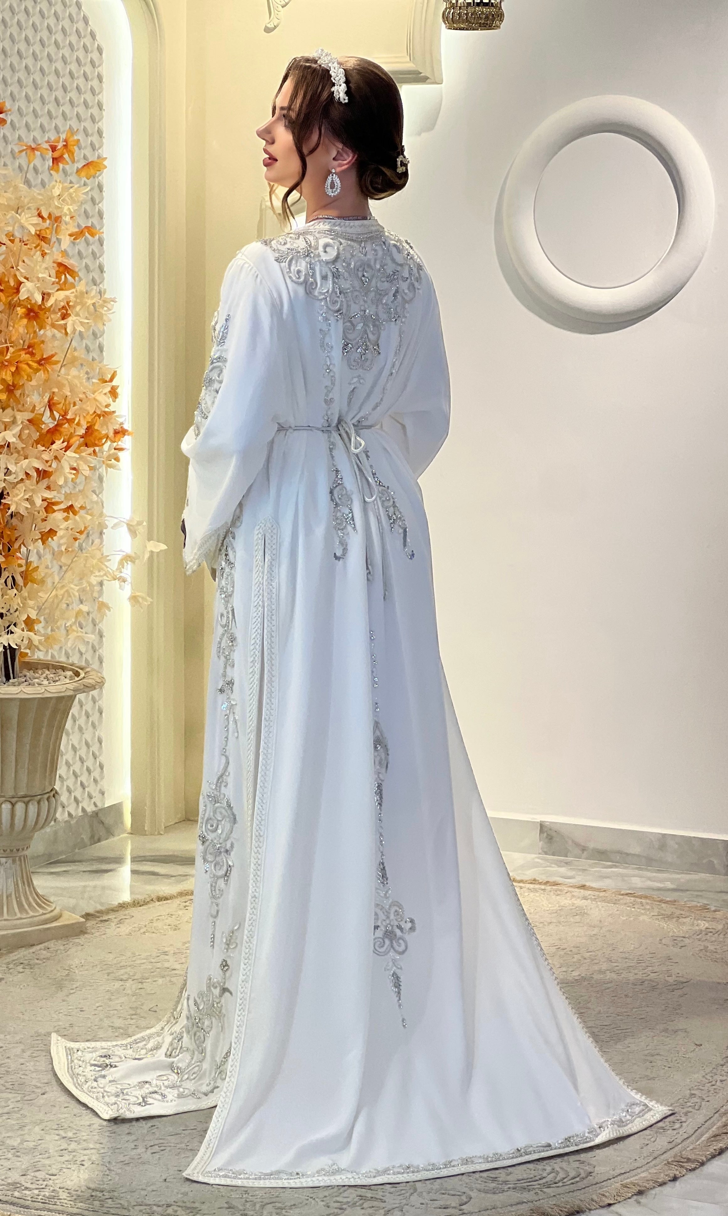 Exclusive Takchita Amira