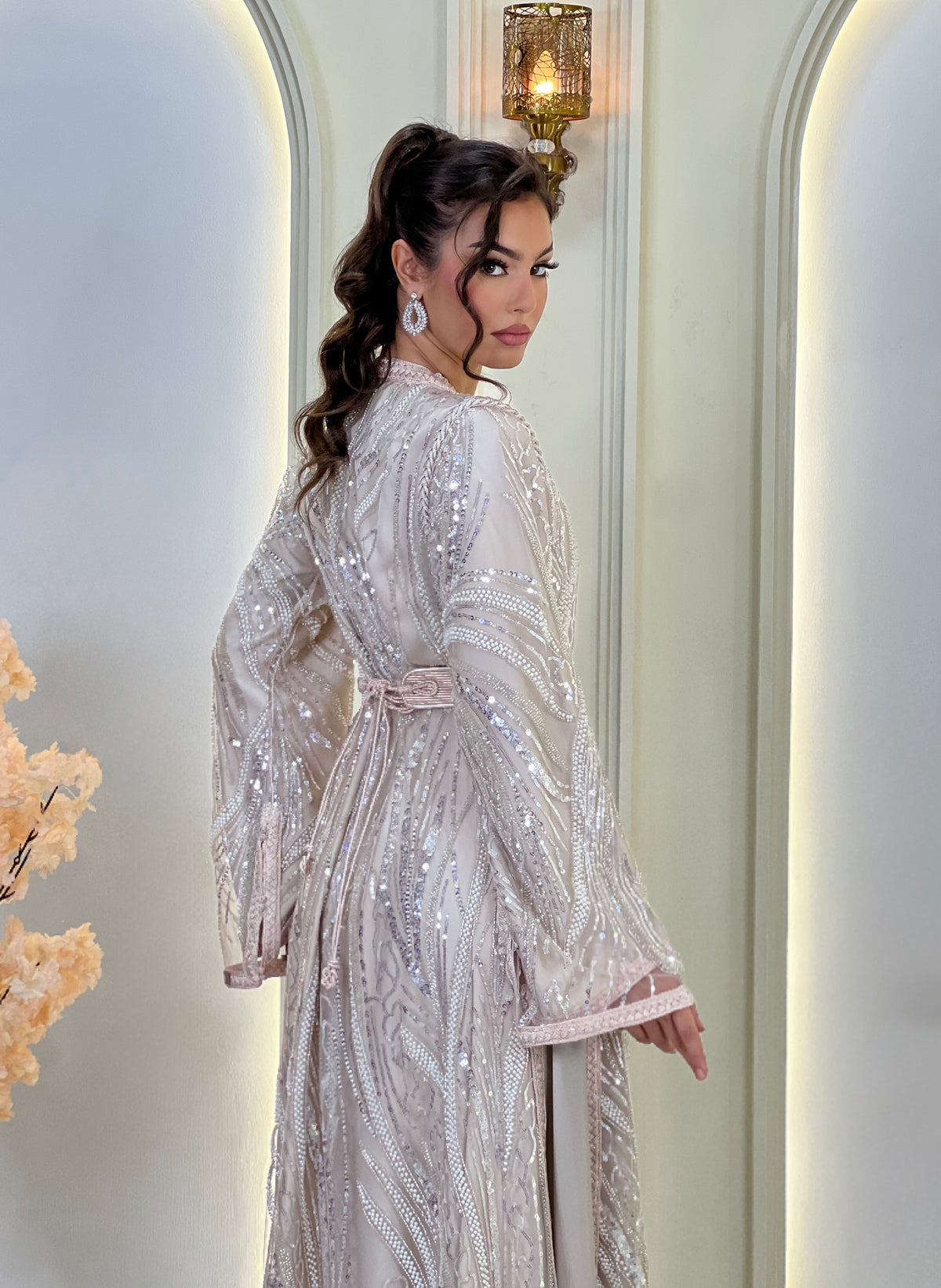 Flore Champagne, beige Moroccan lebsa in chiffon – view 4 | Kaftan Elegance