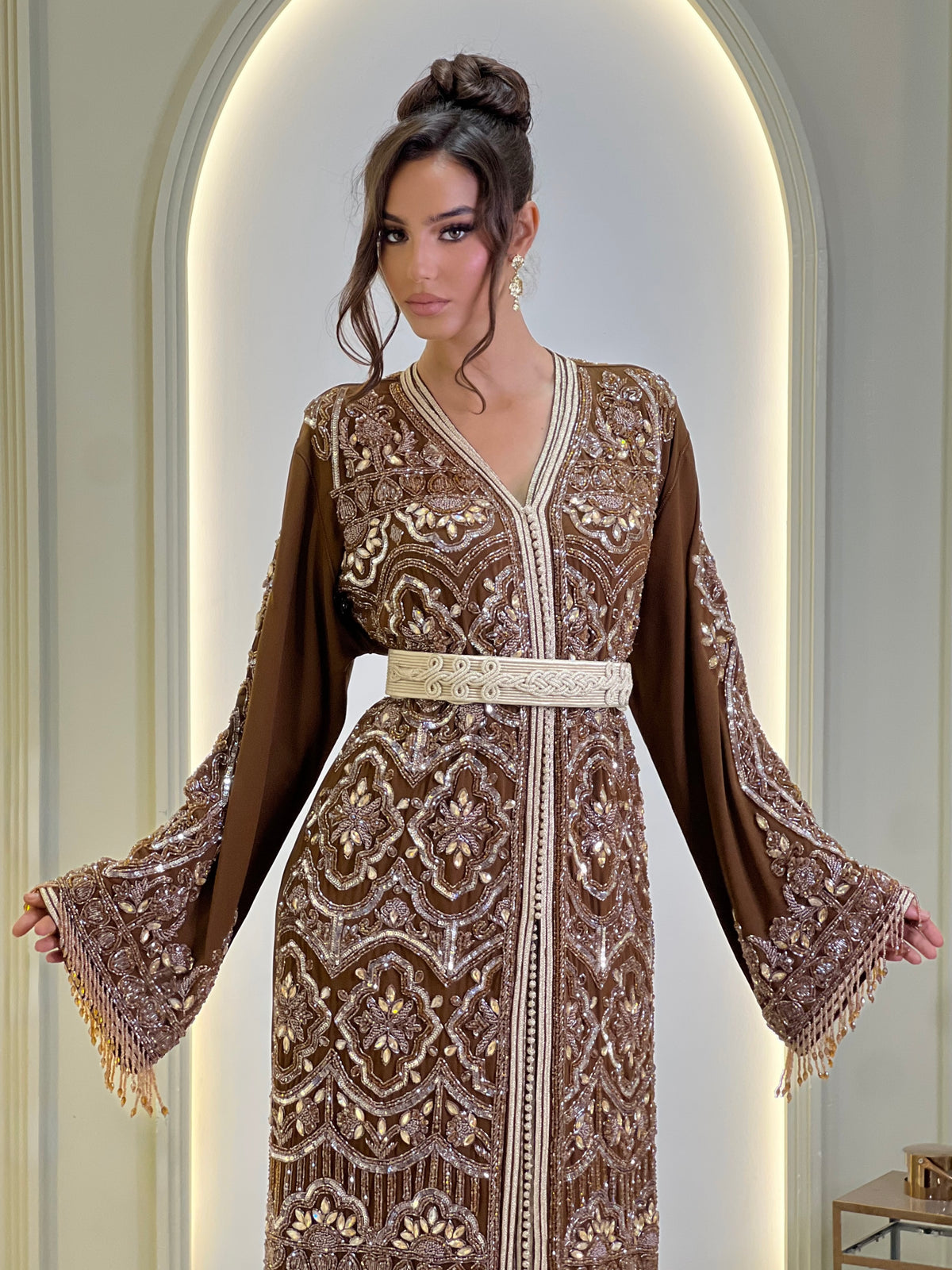 Exclusive Takchita Alma