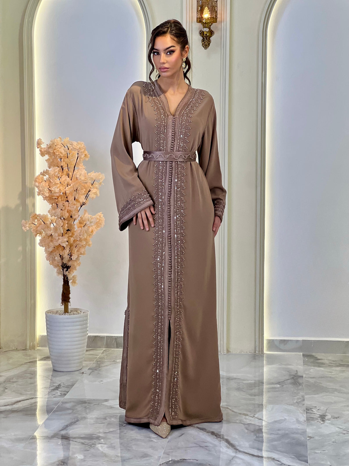 Kaftan Afnan, Moroccan kaftan in crepe – view 7 | Kaftan Elegance
