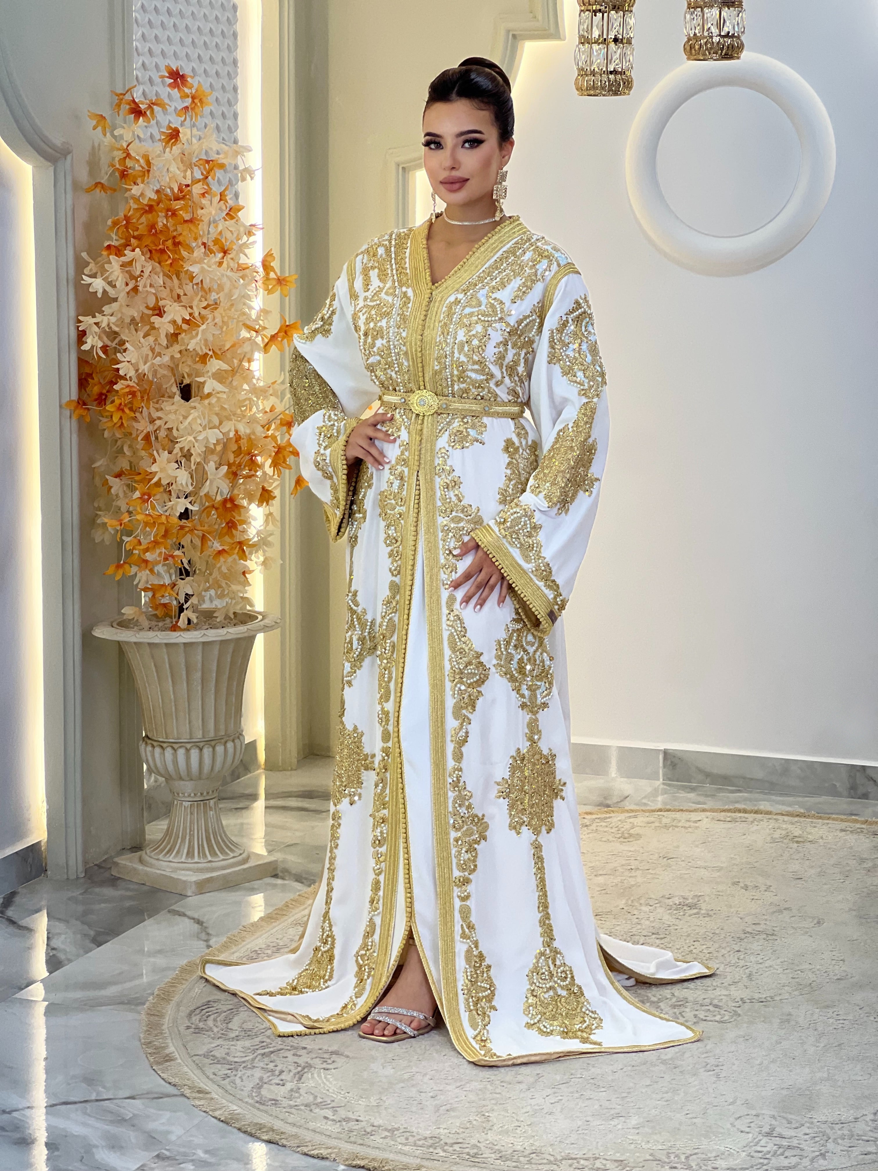 Exclusive Takchita Asya