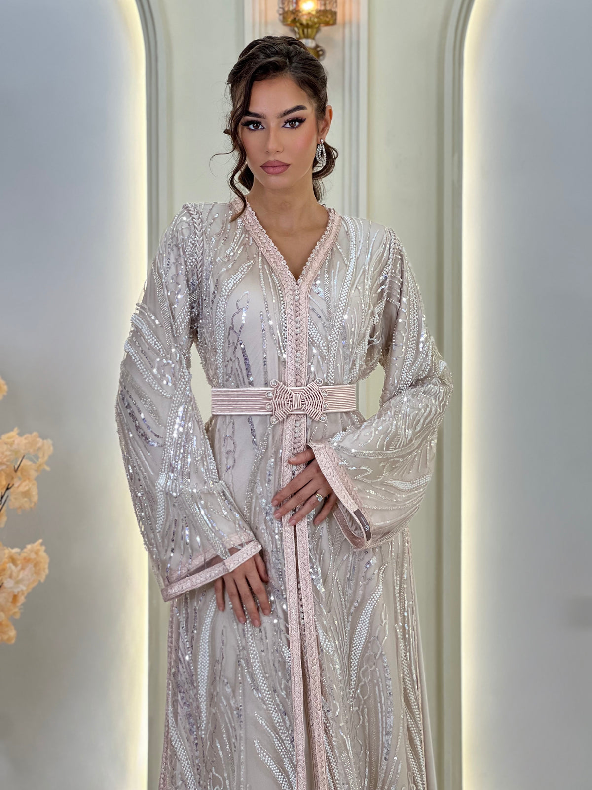 Flore Champagne, beige Moroccan lebsa in chiffon – view 3 | Kaftan Elegance