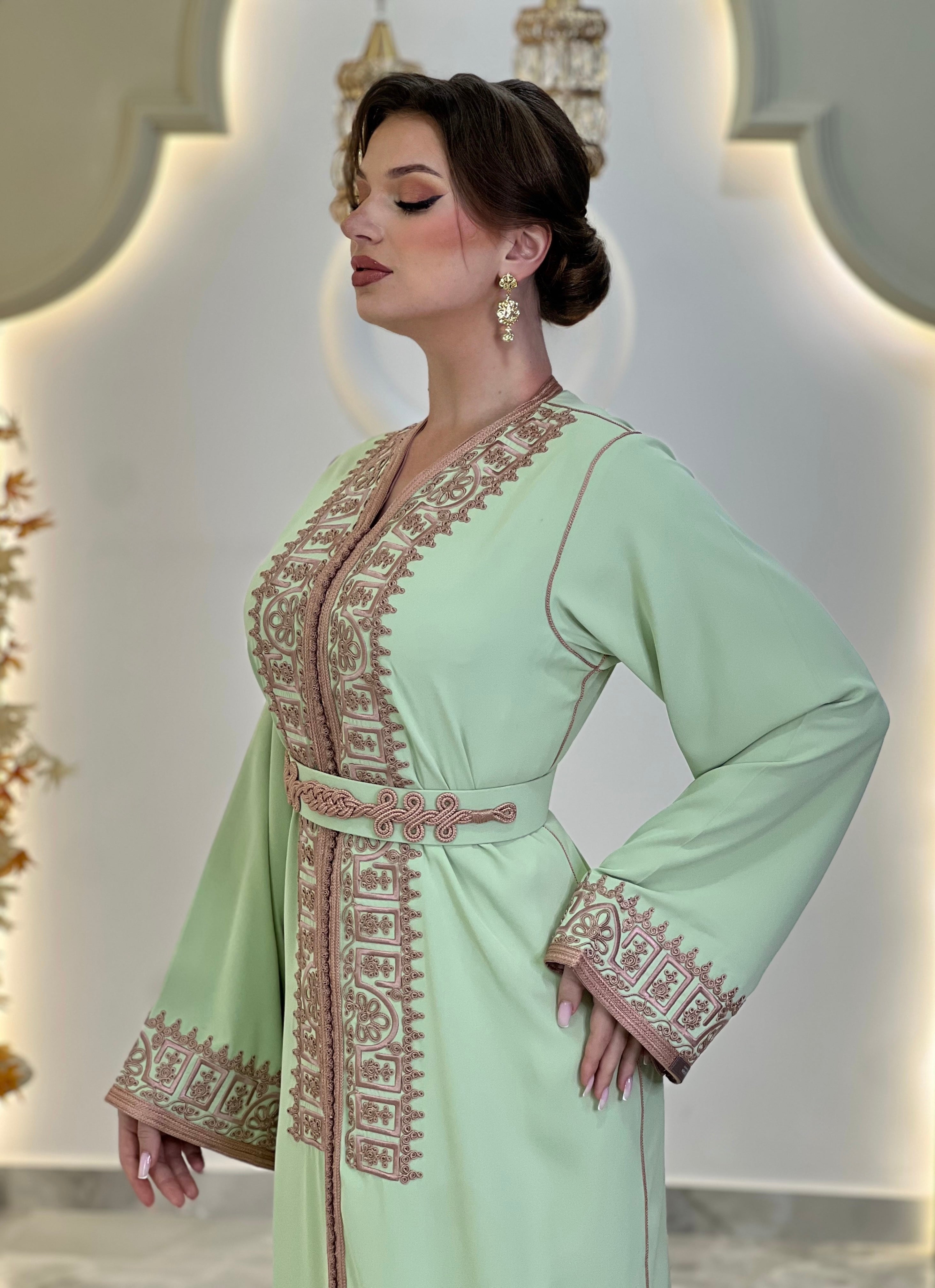 Kaftan Elara