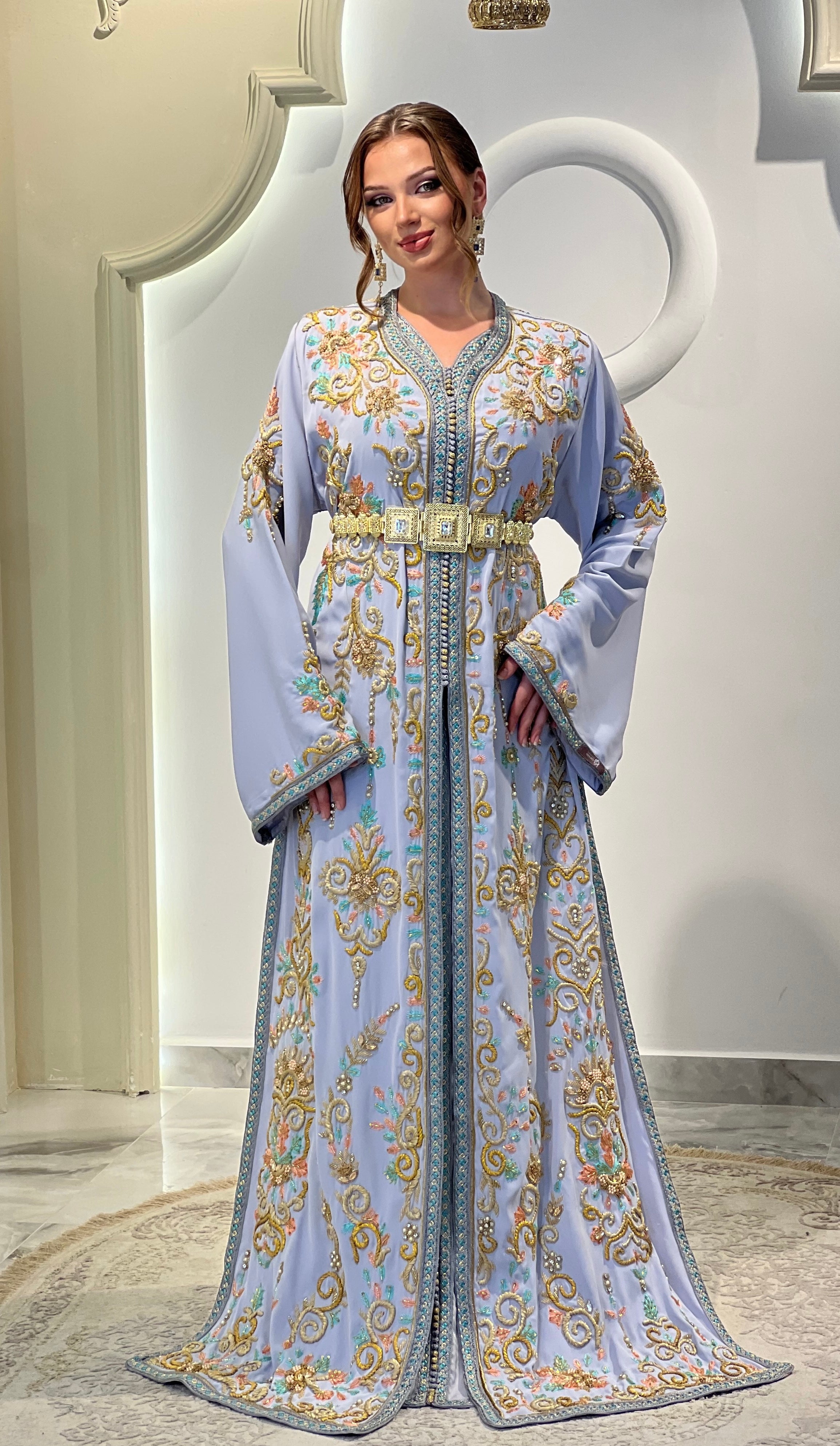 Exclusive Takchita Selmina