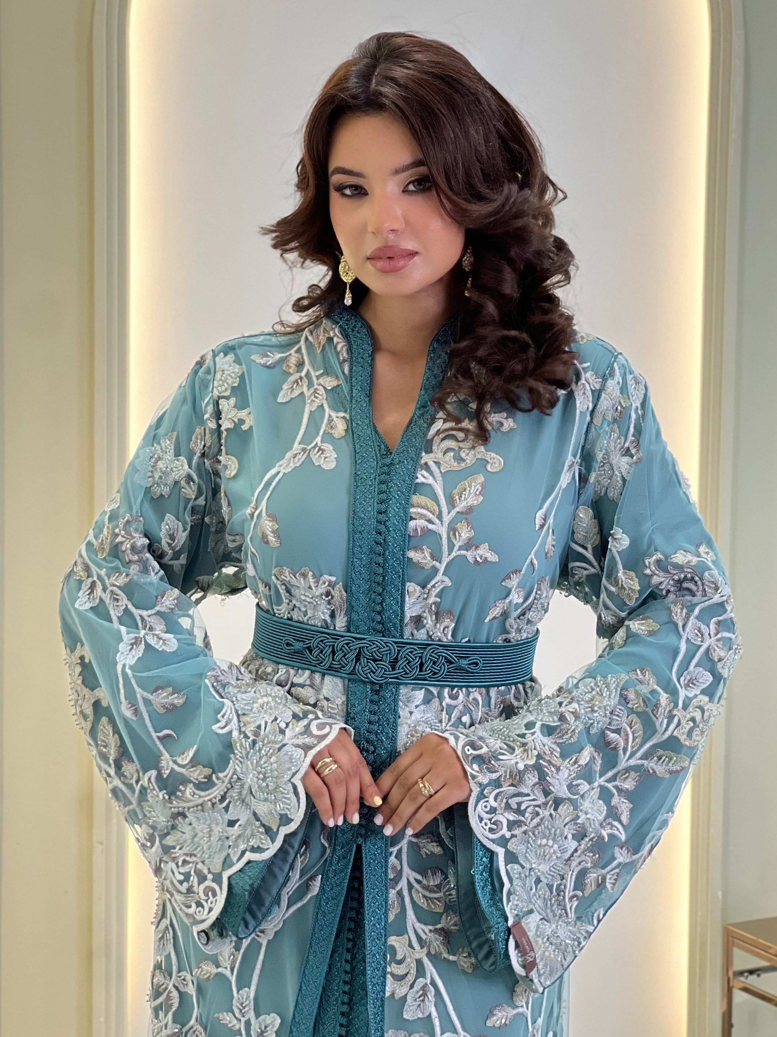 Aynae blue