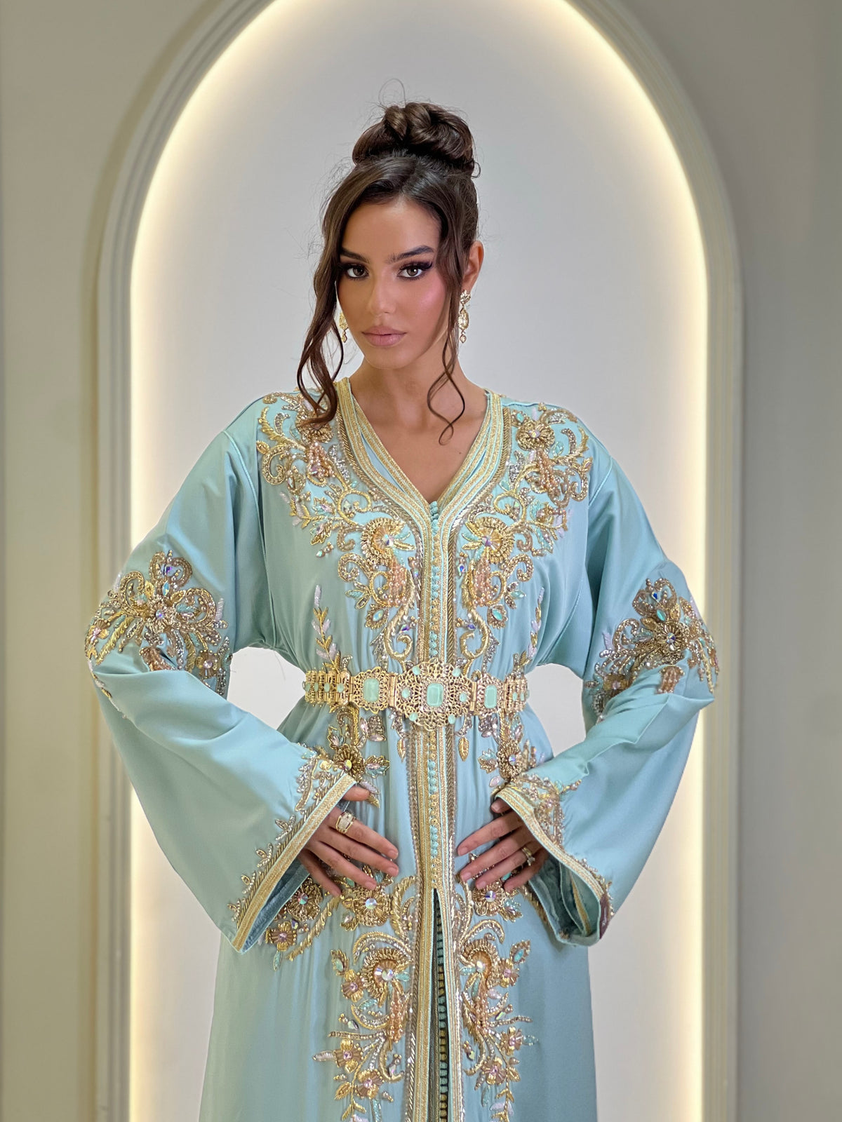 Exclusive Takchita Lilah