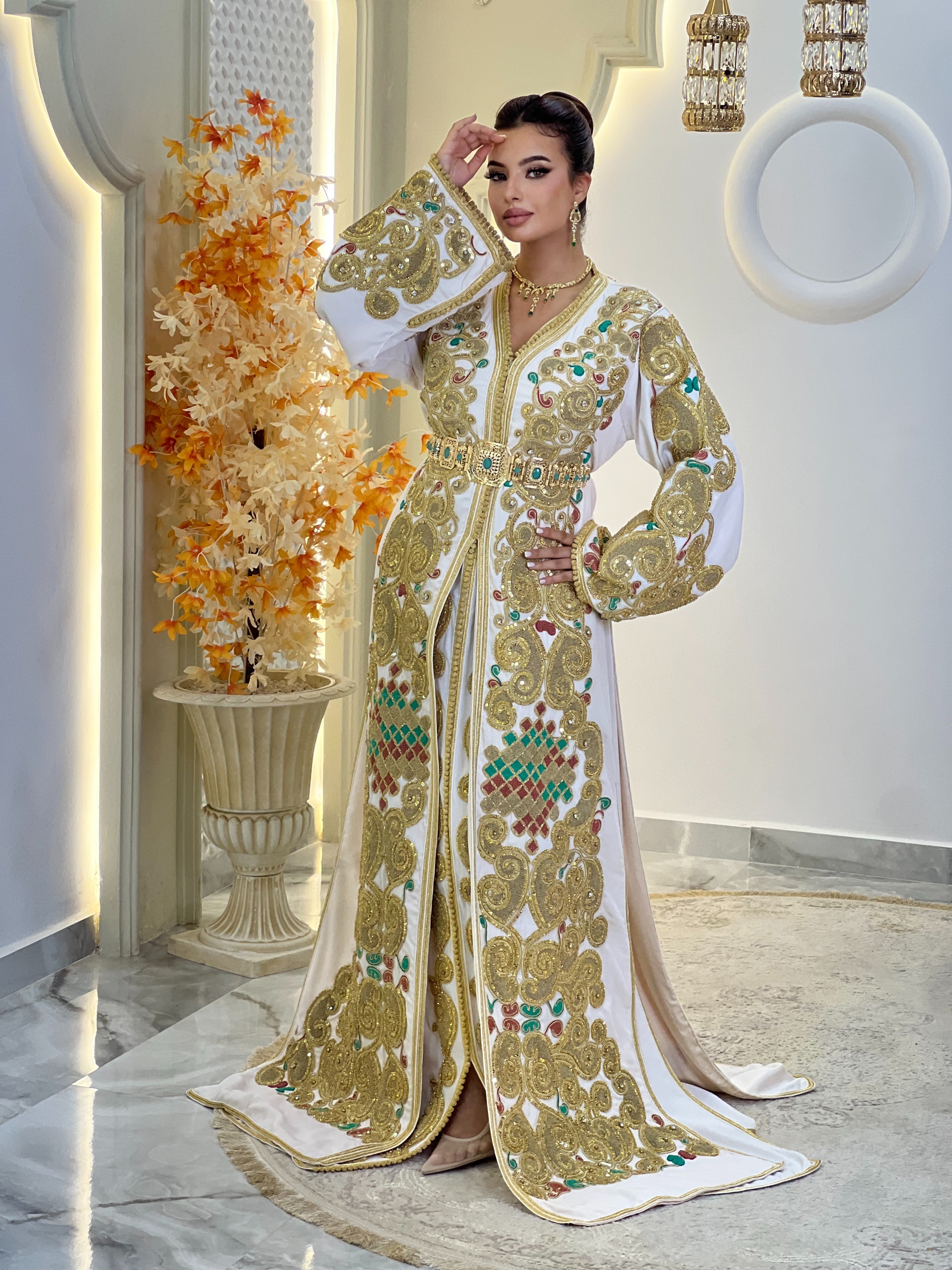 Exclusive Takchita Alice