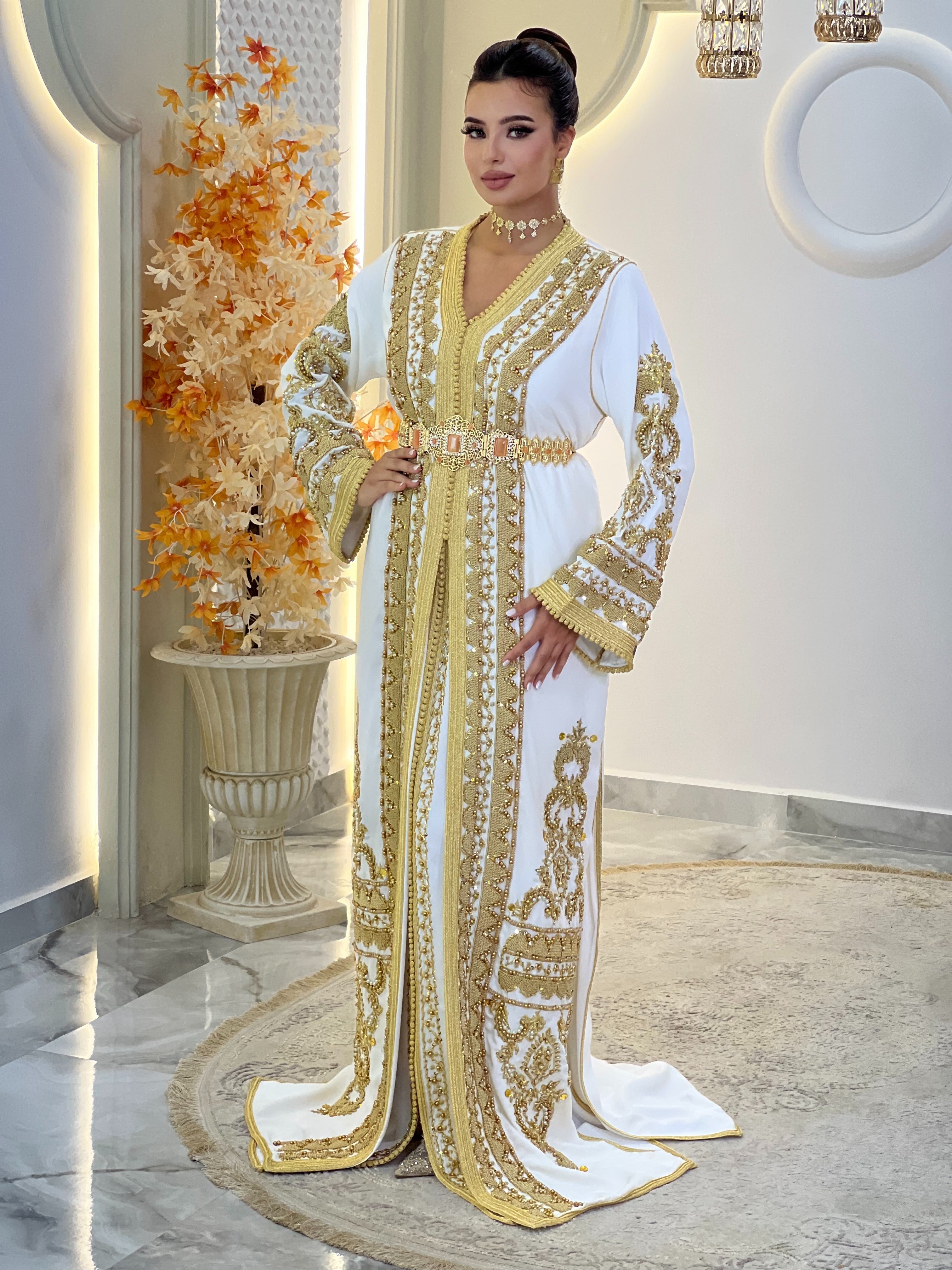 Exclusive Takchita Manal