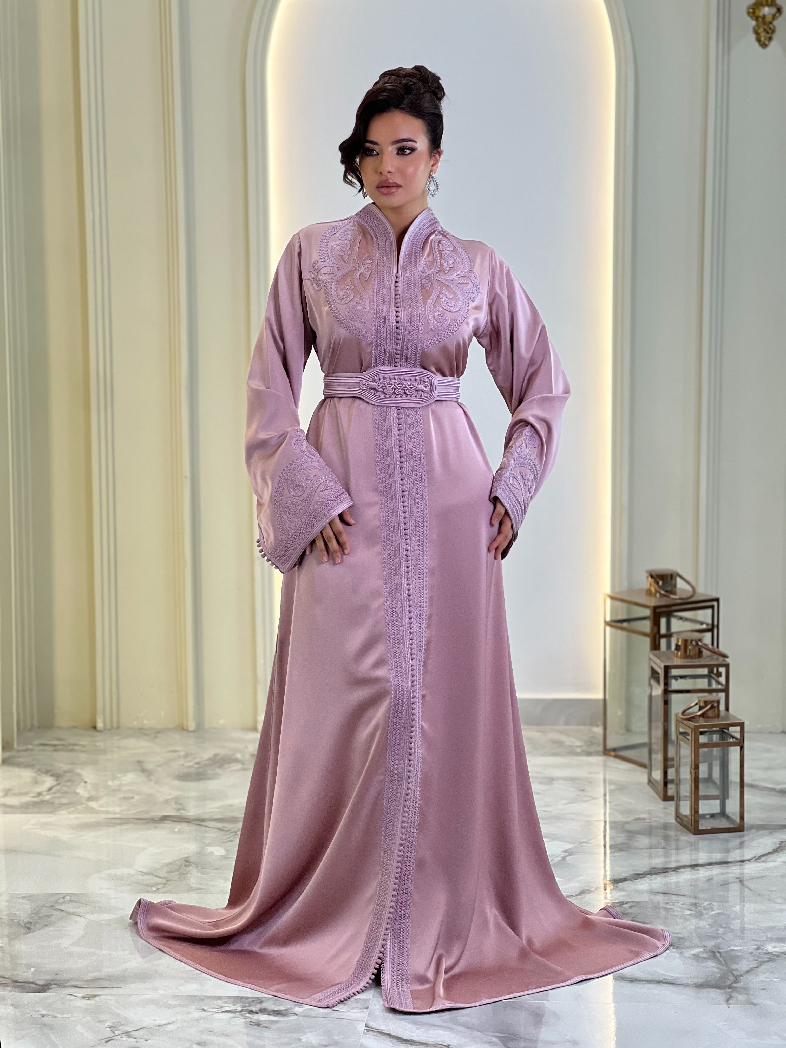 Alia Mauve